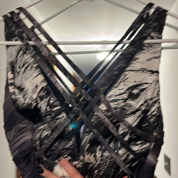 Cache Formal Dress - Picture 5 of 8